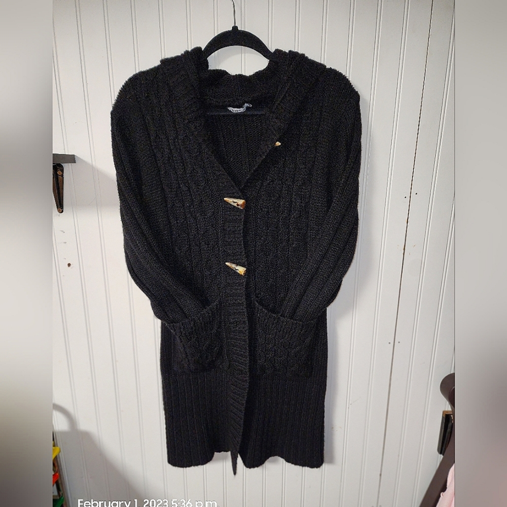 Women's size medium hooded knit sweater